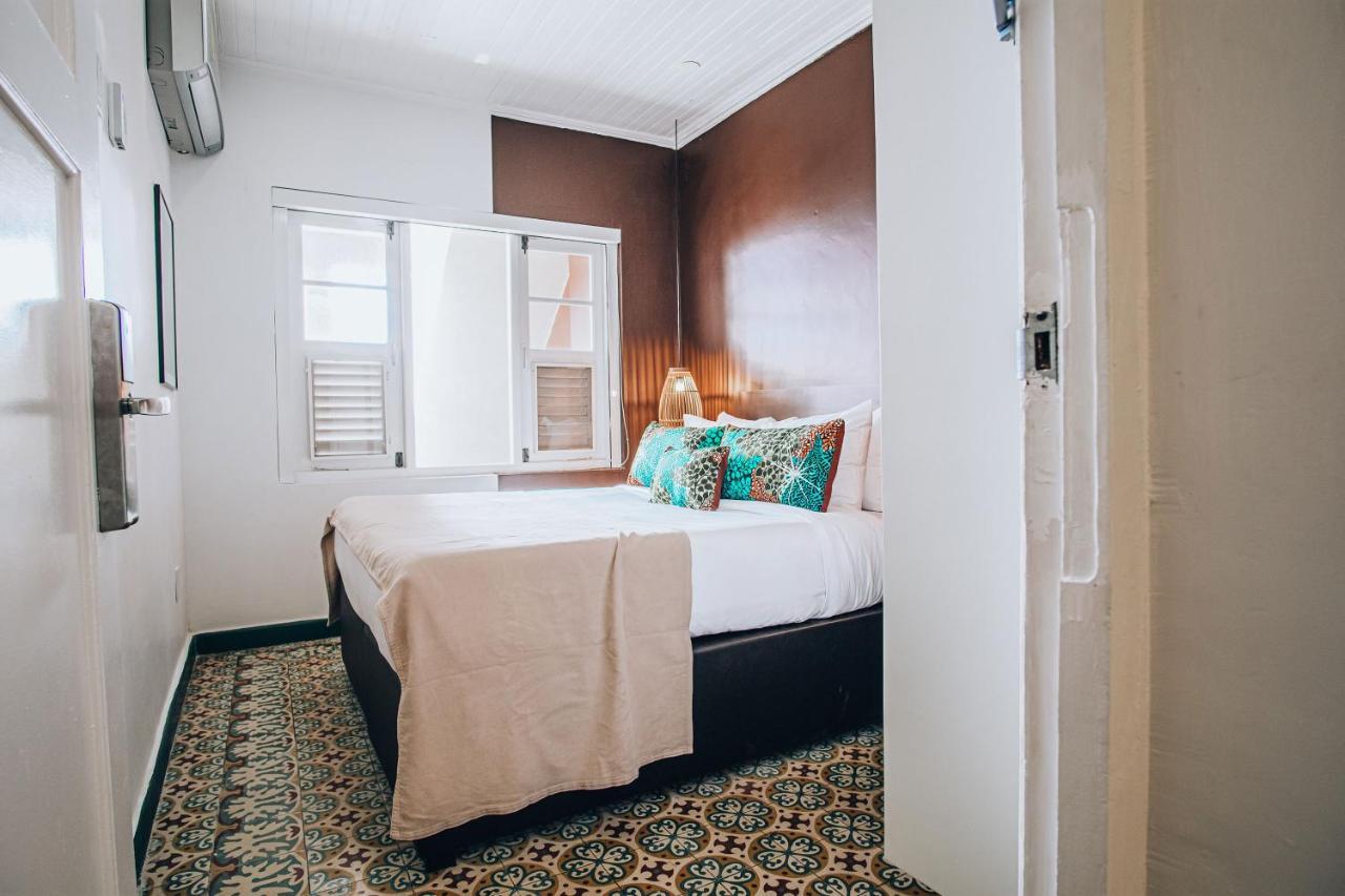 Terra Boutique Hotel Curacao ウィレムスタッド エクステリア 写真